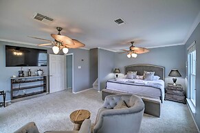 Waterfront San Jacinto River Home w/ Boat Slip!