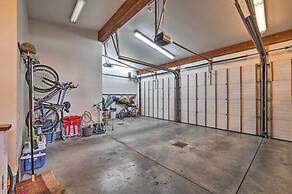 Spacious Luxury Retreat w/ Private Hot Tub & Pool!