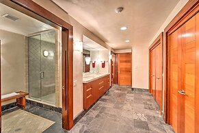 Spacious Luxury Retreat w/ Private Hot Tub & Pool!