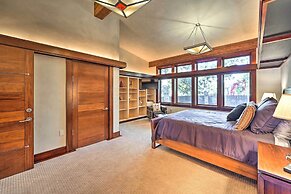 Spacious Luxury Retreat w/ Private Hot Tub & Pool!