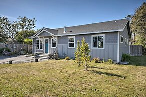 Coastal Getaway by Pebble Beach & Redwoods!