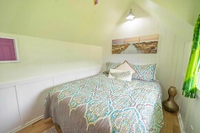 Coastal Getaway by Pebble Beach & Redwoods!