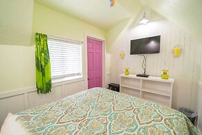 Coastal Getaway by Pebble Beach & Redwoods!