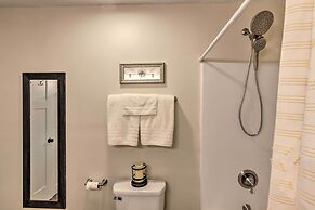 Near Parks, Trails & Lakes: Quaint Landrum Escape!