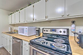 Deck w/ Bbq: Hot Springs Village Apt!