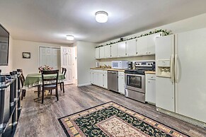 Deck w/ Bbq: Hot Springs Village Apt!