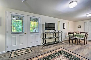 Deck w/ Bbq: Hot Springs Village Apt!