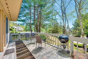 Charming Jackson Mountain Retreat on Golf Course!