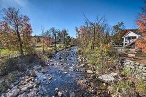 Charming Jackson Mountain Retreat on Golf Course!