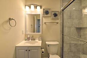 Welcoming Wildwood Condo ~ 1 Block to Beach!