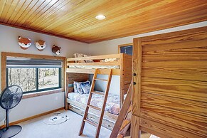 Wilmington Retreat w/ Deck, Lake Views & Game Room