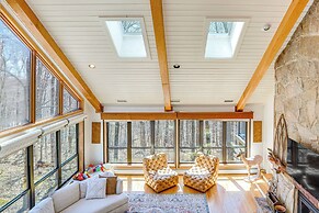 Wilmington Retreat w/ Deck, Lake Views & Game Room