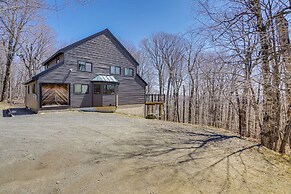 Wilmington Retreat w/ Deck, Lake Views & Game Room