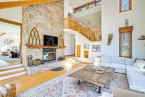 Wilmington Retreat w/ Deck, Lake Views & Game Room