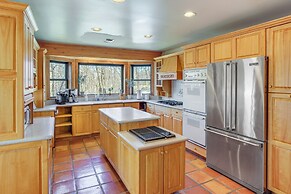 Wilmington Retreat w/ Deck, Lake Views & Game Room