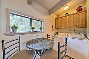 Ruidoso Home w/ Private Wet Bar & Pool Table