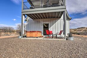 Hot Tub & View: Wine Country Retreat in Cornville