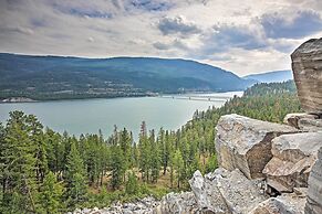 Hilltop Cabin Retreat by Lake Koocanusa!