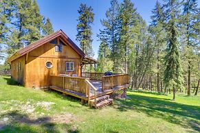 Hilltop Cabin Retreat by Lake Koocanusa!