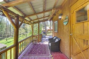 Hilltop Cabin Retreat by Lake Koocanusa!