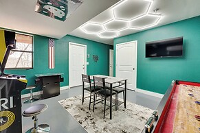 Pet-friendly Branson Area Home: Hot Tub, Game Room