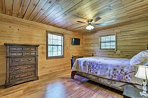 Secluded Cabin w/ Pond ~ 37 Mi to Gulf Coast!