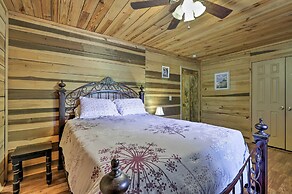 Secluded Cabin w/ Pond ~ 37 Mi to Gulf Coast!