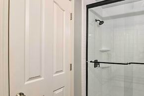 Peaceful Anchorage Getaway 12 Mi to Downtown!