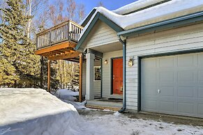 Peaceful Anchorage Getaway 12 Mi to Downtown!