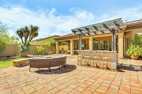 11 Mi to Phoenix Raceway: Luxury Sonoran Oasis!