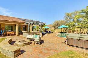 11 Mi to Phoenix Raceway: Luxury Sonoran Oasis!