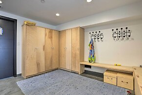 Luxury Long Beach Villa With Ocean Views!