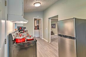 Quaint Downtown Murfreesboro Cottage w/ Lush Yard