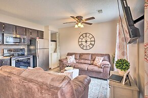 Pool + Dock Access: Resort Condo in Branson