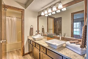Pool & Step-free Access: Branson Resort Condo!