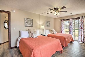 Pool & Step-free Access: Branson Resort Condo!