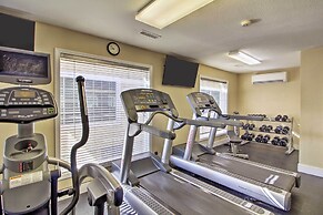 Pool & Step-free Access: Branson Resort Condo!