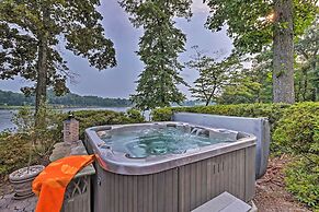 Riverfront Paradise w/ Hot Tub & Pool in Kinsale!