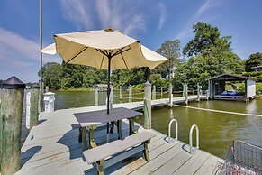 Riverfront Paradise w/ Hot Tub & Pool in Kinsale!