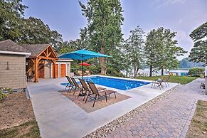 Riverfront Paradise w/ Hot Tub & Pool in Kinsale!