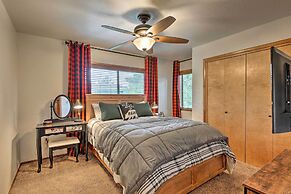 Deck + Yard: Family-friendly Pinetop Retreat