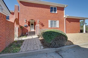 Hot Springs Home With Pool - 1/2 Mile to Oaklawn!