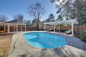 Hot Springs Home With Pool - 1/2 Mile to Oaklawn!