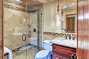 Luxe Tucson Vineyard Home w/ Views & Fire Pit