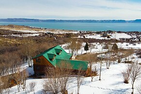 Bright Bear Lake Lodge w/ Hot Tub + Game Room