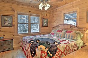 Smoky Mountain Cabin w/ Hot Tub & Views!