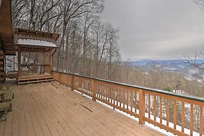 Smoky Mountain Cabin w/ Hot Tub & Views!