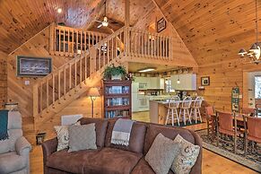 Smoky Mountain Cabin w/ Hot Tub & Views!