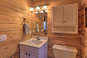Smoky Mountain Cabin w/ Hot Tub & Views!
