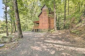 Charming Higden Cabin Near Greers Ferry Lake!